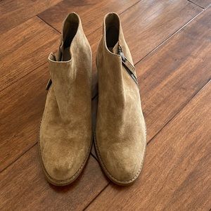Women’s 1 State booties, size 6.5, camel color in suede.